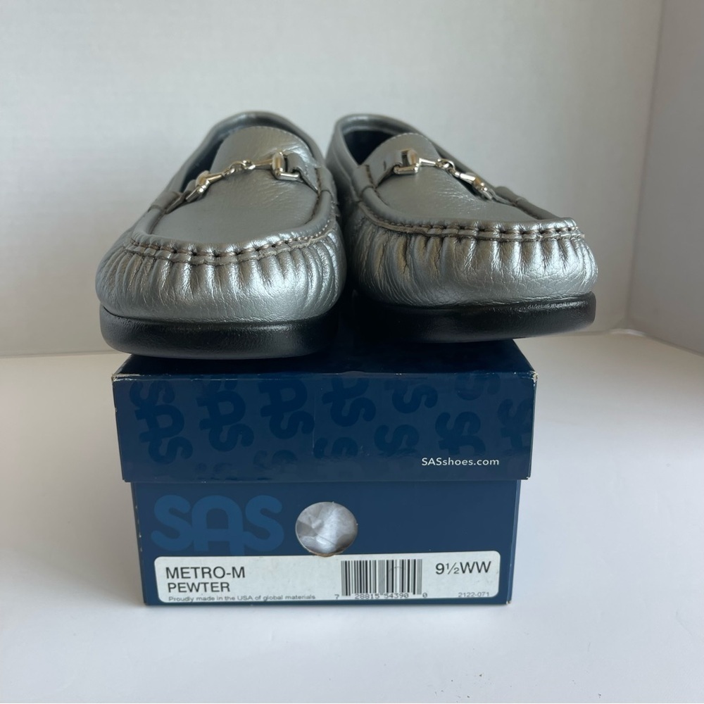 NEW SAS women's metro loafer - narrow in pewter
Women size 9.5 WW Made In USA - Picture 10 of 10